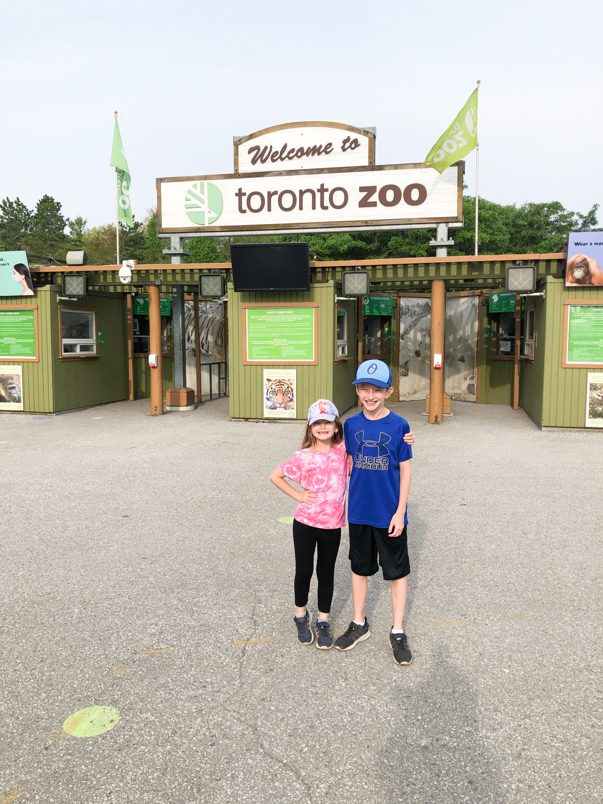 Visit to the Toronto Zoo on Livin' Life with Style