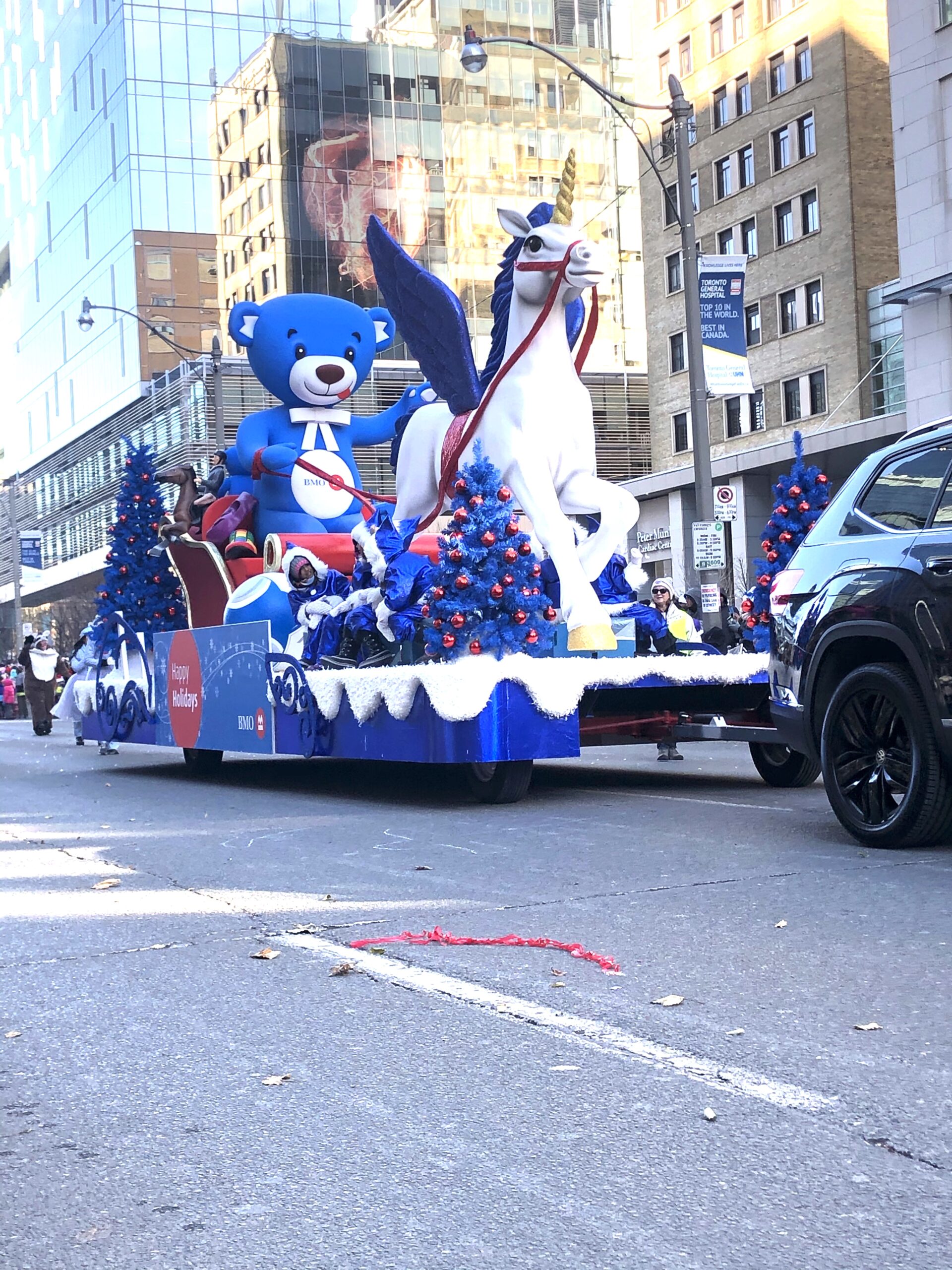 Santa Calus Parade Toronto on Livin' Life with Style 