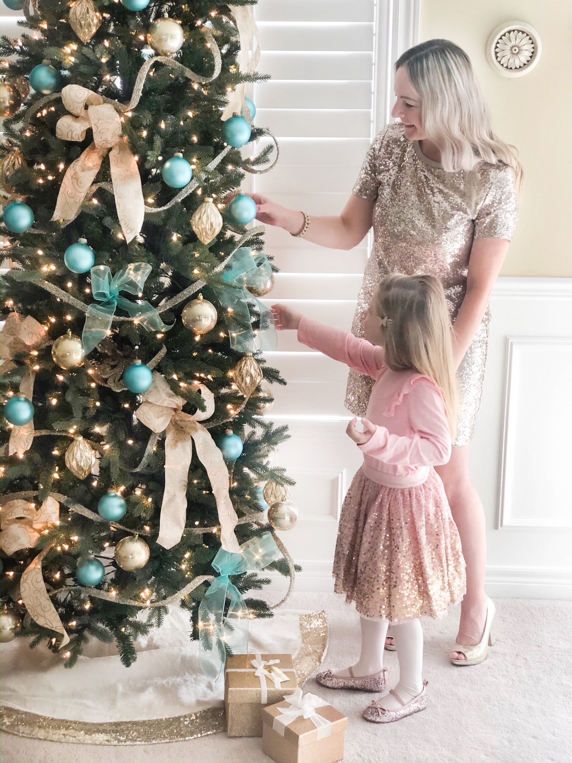 Mother and Daughter holiday looks from Joe Fresh on Livin' Life with Style
