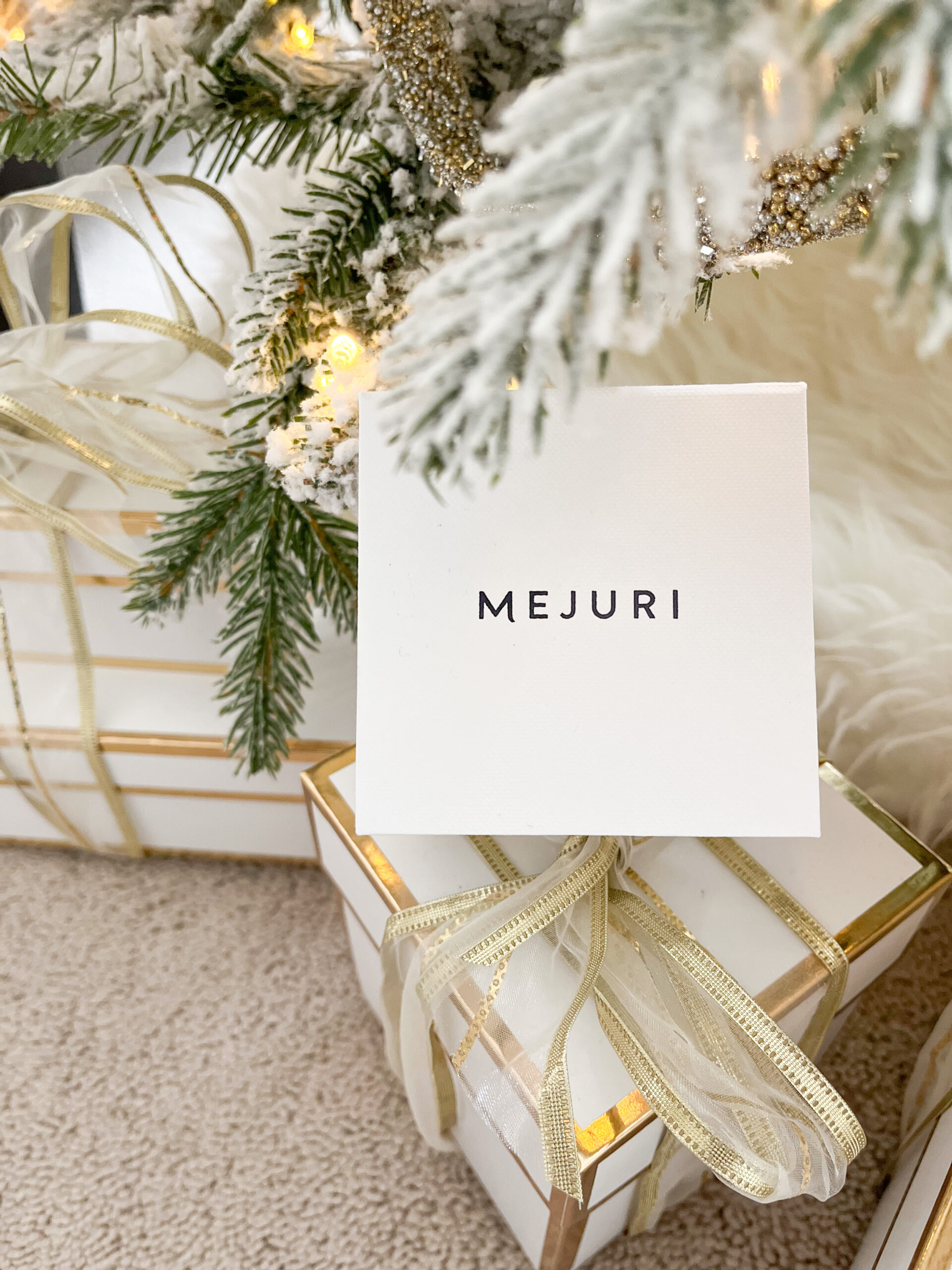 Gift Guide for Her on Livin' Life with Style Mejuri